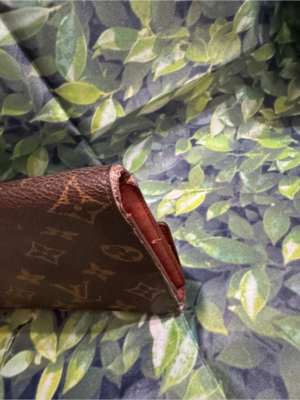 Louis Vuitton Monogram Pochette Passport Trifold Wallet